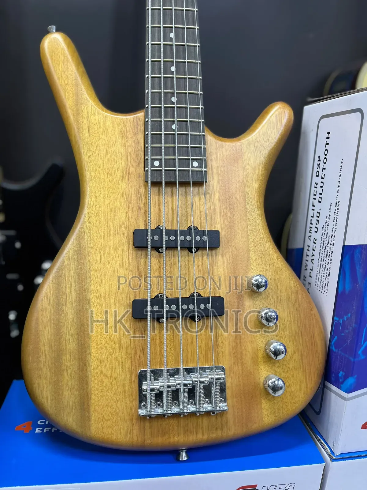 W Bass Guitar 5 Strings