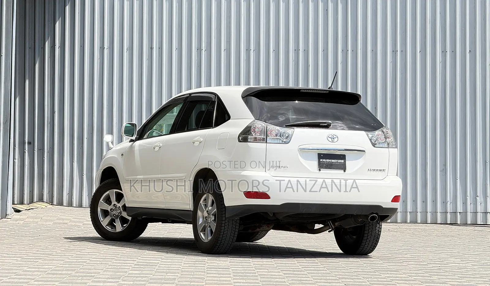 Toyota Harrier 240G 2003 White