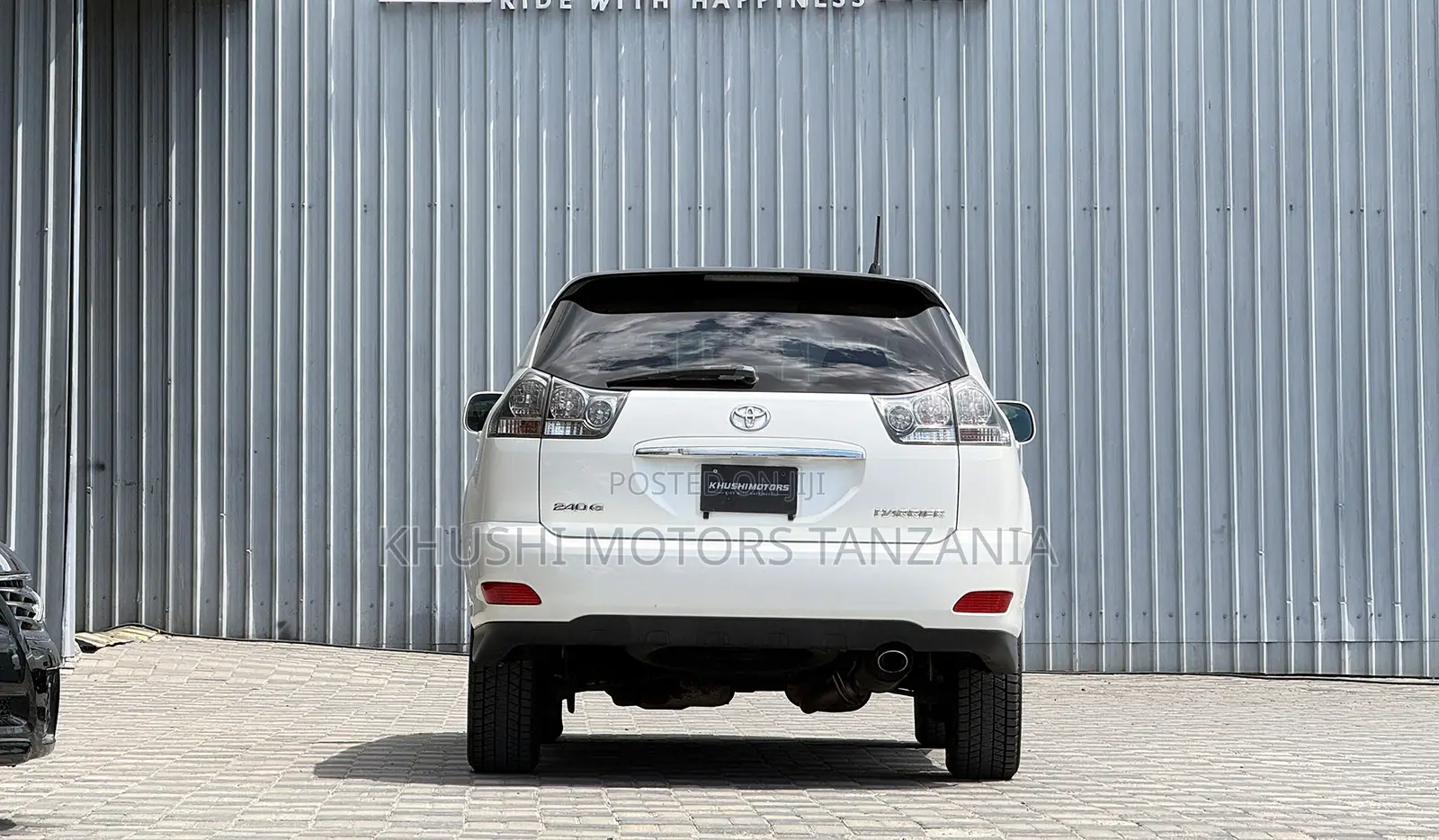 Toyota Harrier 240G 2003 White