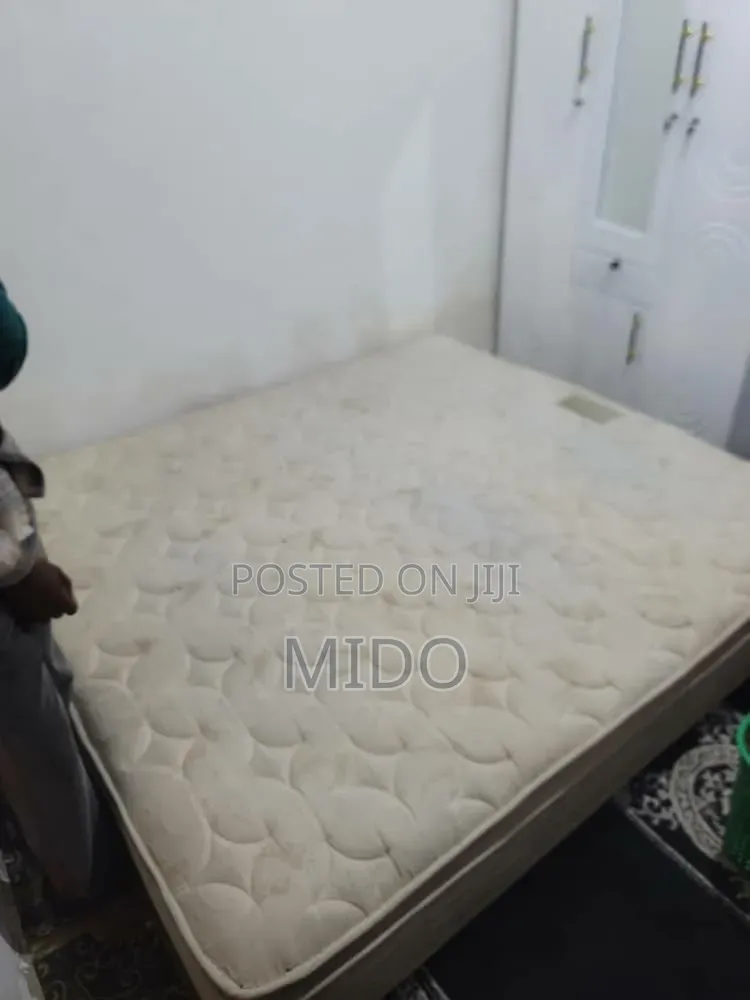 Godoro 6 Kwa 6