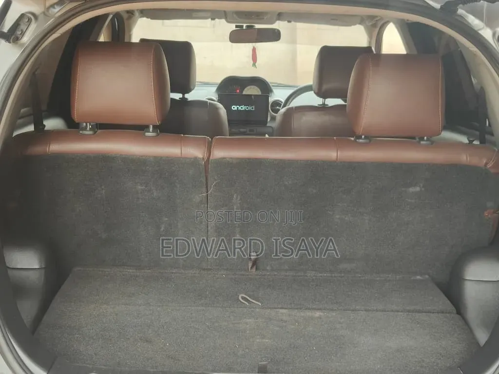 Toyota IST 2004 Gray