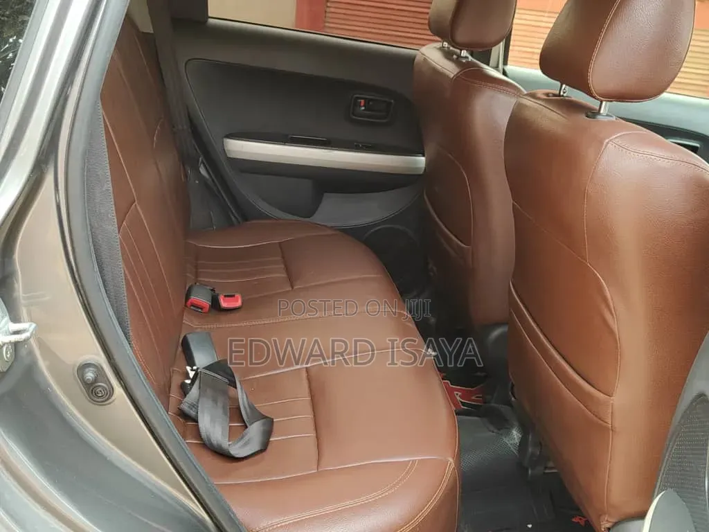 Toyota IST 2004 Gray