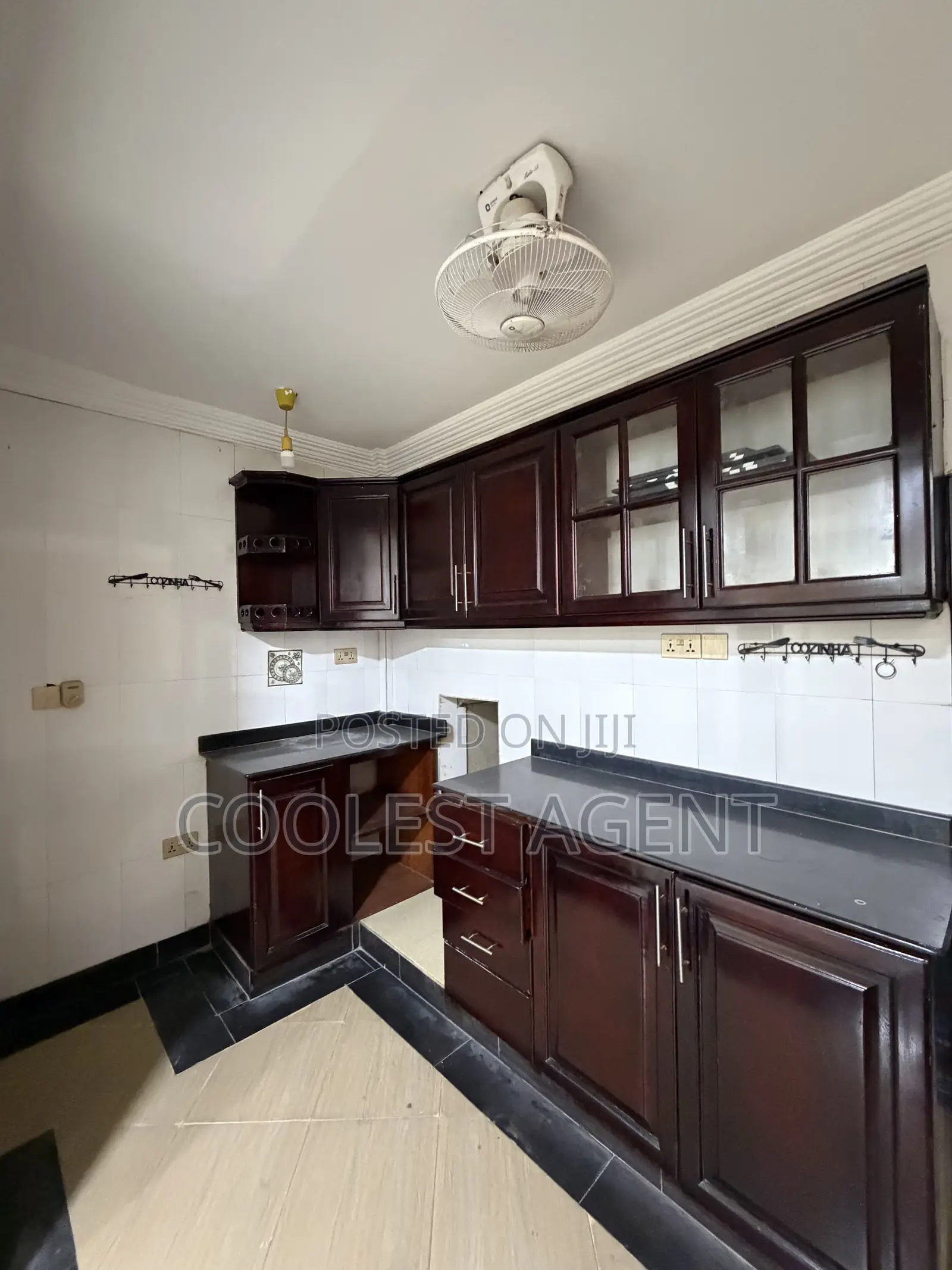 10bdrm Duplex in Coolest Estate, Kinondoni for sale