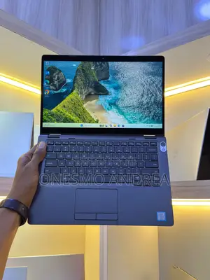 Laptop Dell Latitude 5300 2-in-1 16GB Intel Core i7 SSD 256GB