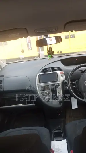 Toyota Innova 2006 Silver