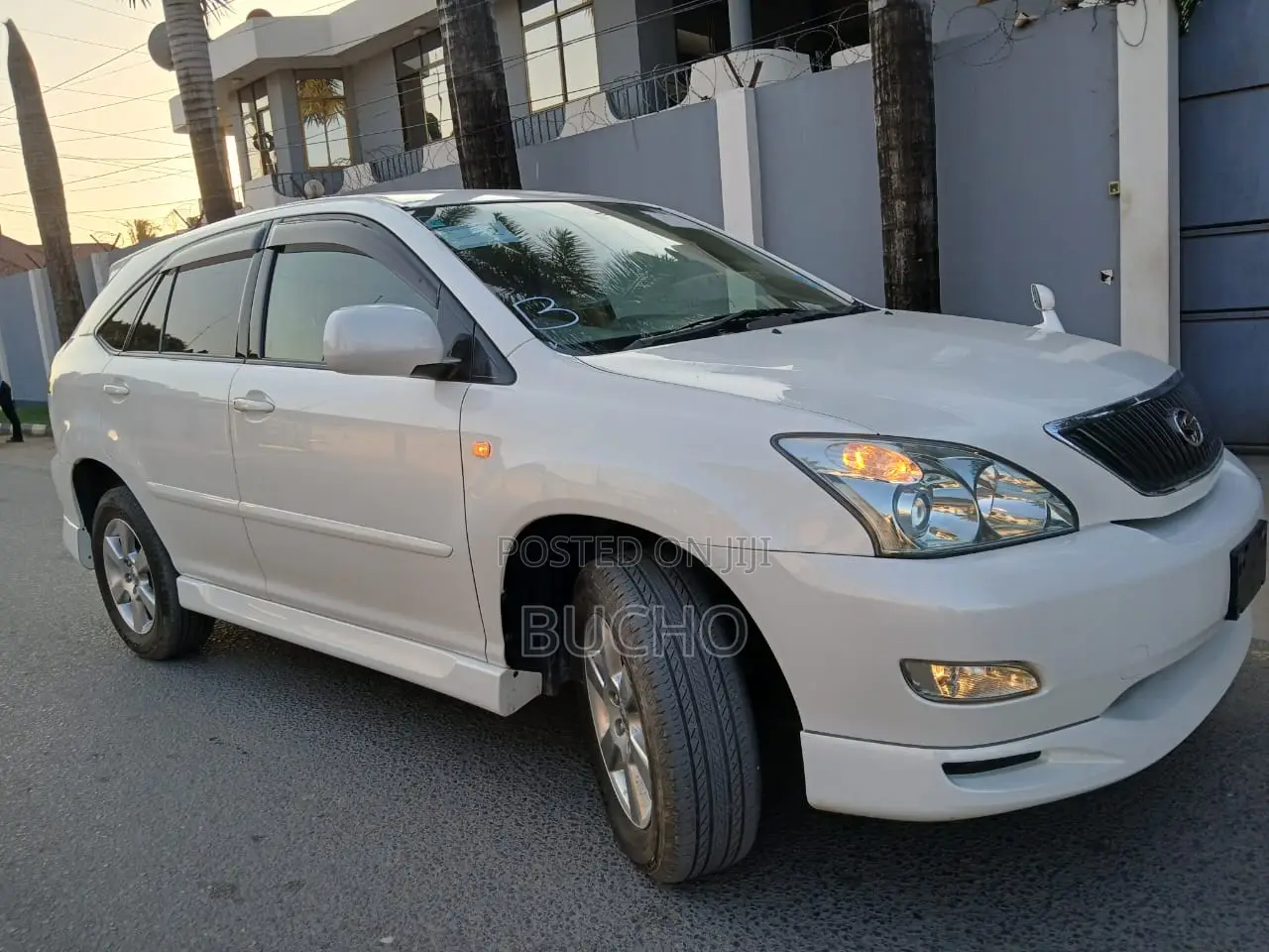 Toyota Harrier 2005 White