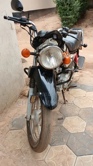 TVS HLX Plus ES 2019 Black