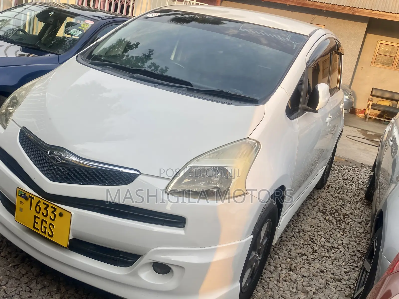 Toyota Ractis 2006 White