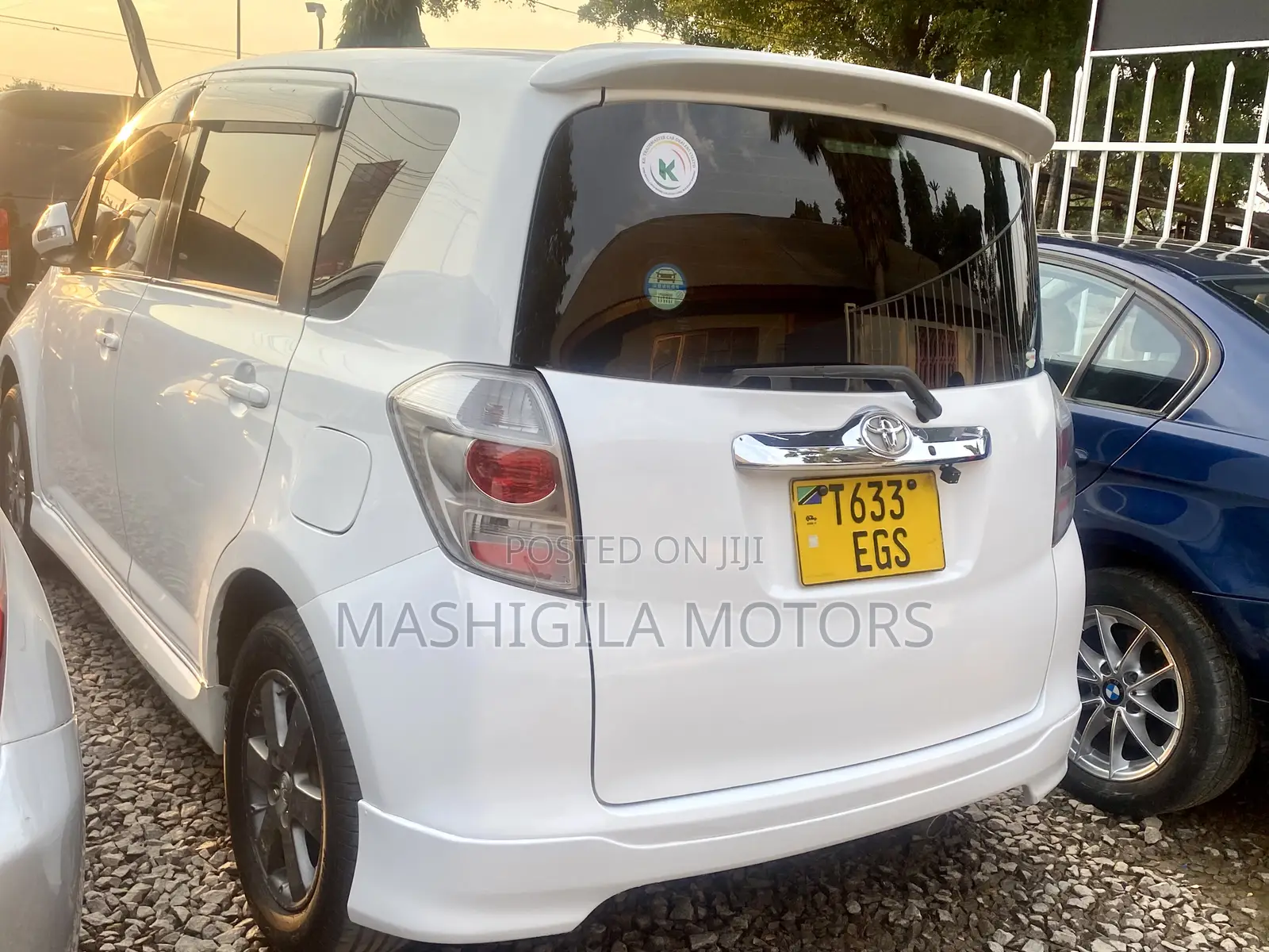 Toyota Ractis 2006 White