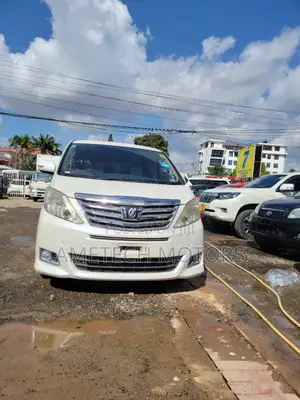 Toyota Alphard 2011 White