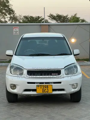 Toyota RAV4 2.0 D-4D 4x4 2006 White