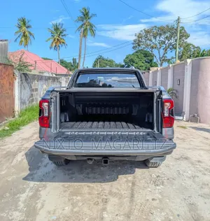 Ford Ranger 2025 Gray