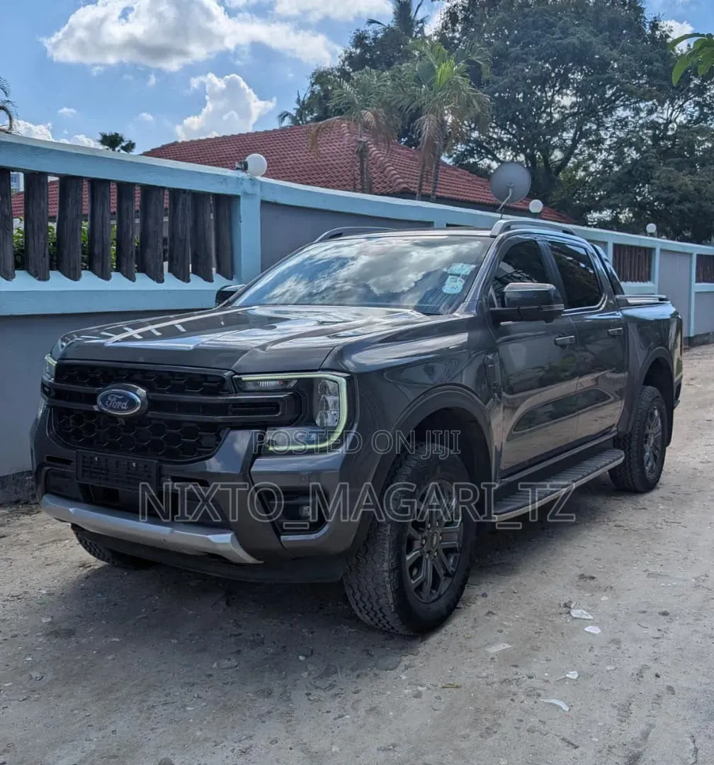 Ford Ranger 2025 Gray