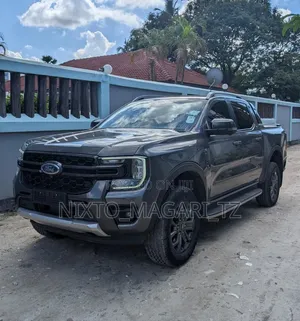 Ford Ranger 2025 Gray
