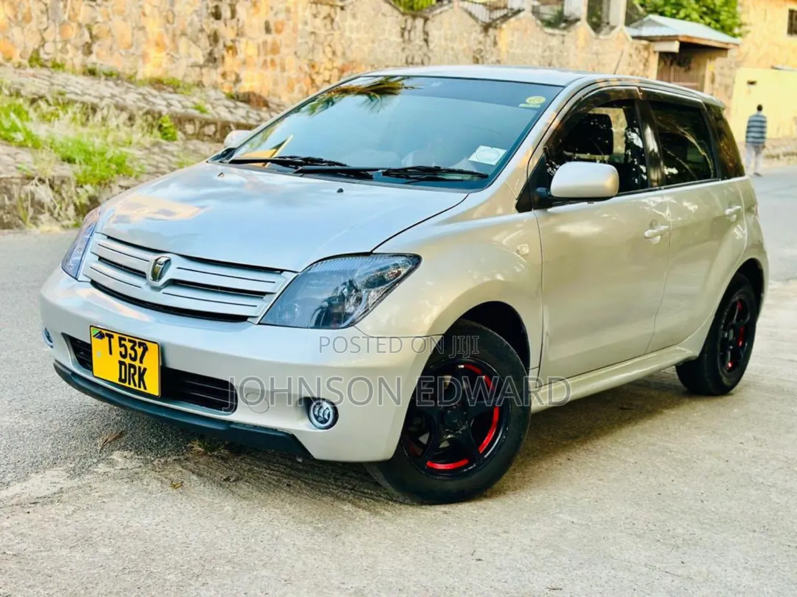 Toyota IST 2005 Silver