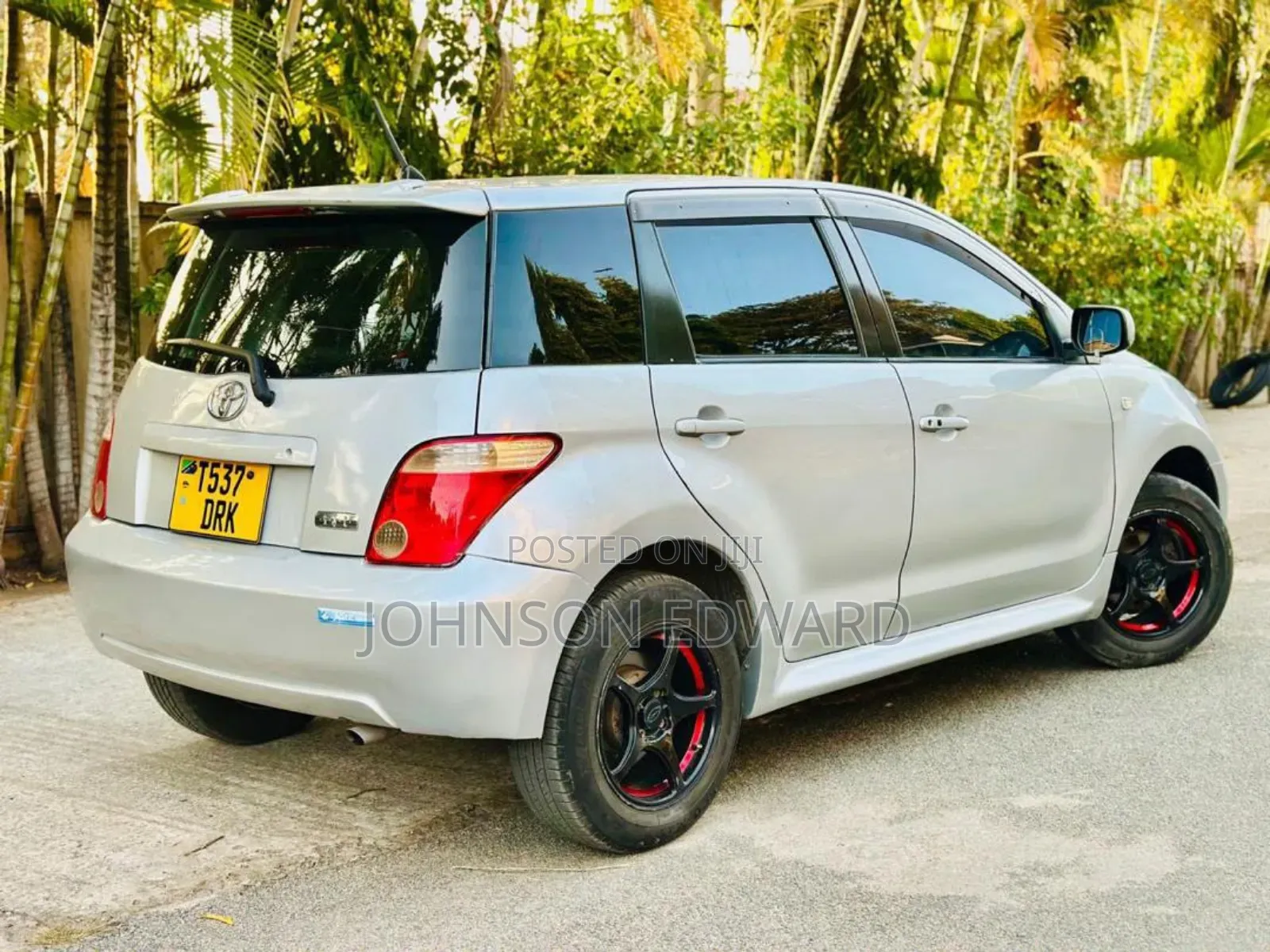 Toyota IST 2005 Silver