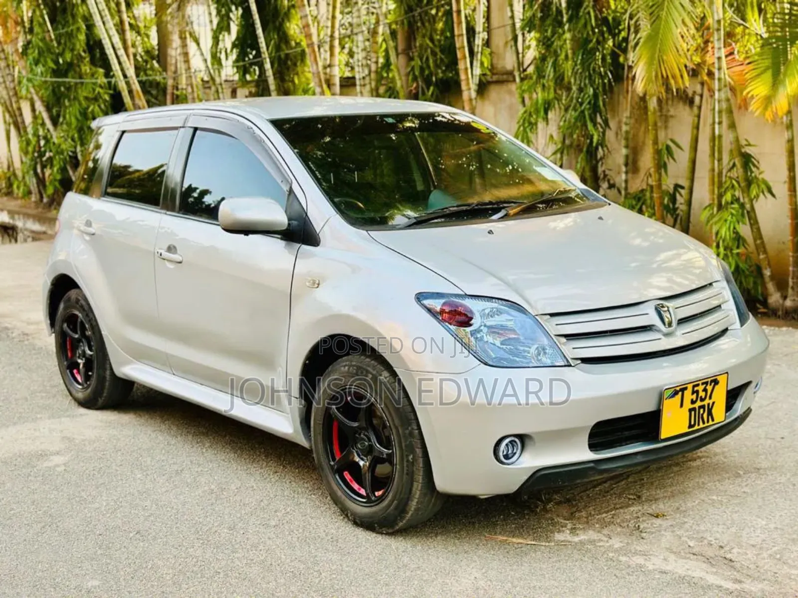Toyota IST 2005 Silver