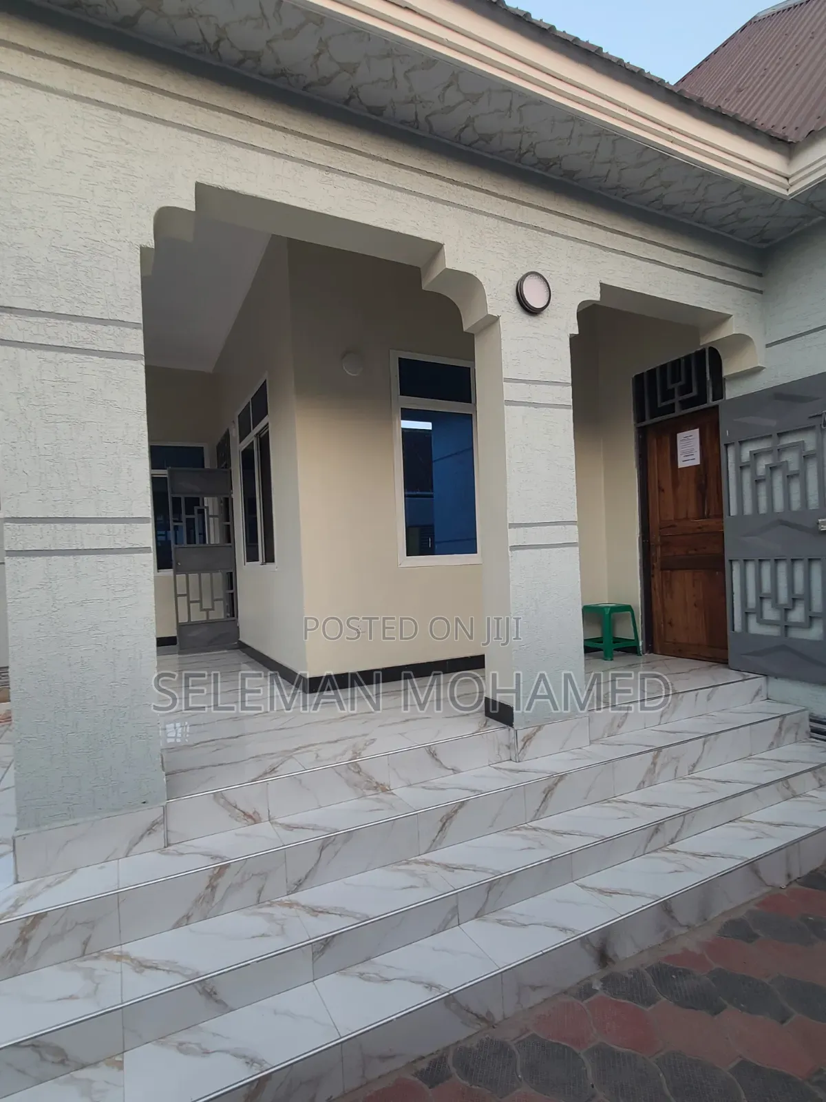 Furnished 20bdrm House in Biriani Real Estate, Chamazi for sale