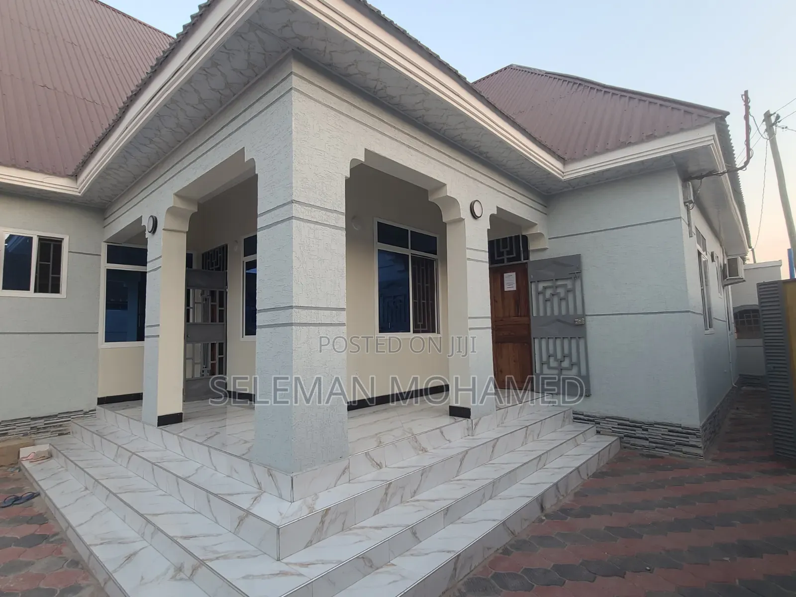 Furnished 20bdrm House in Biriani Real Estate, Chamazi for sale