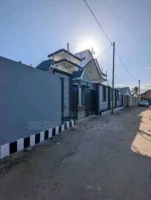 Furnished 4bdrm House in Biriani Real Estate, Charambe for sale