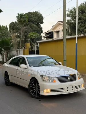 Toyota Crown 2007 White