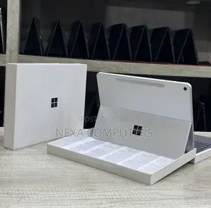 New Laptop Microsoft 16GB Qualcomm Snapdragon X Plus SSD 256GB