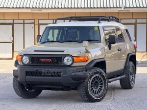 Toyota FJ Cruiser 2022 Beige