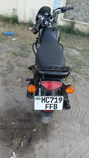 Bajaj Boxer 125 2025 Black