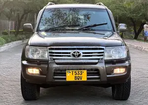 Toyota Land Cruiser 79 Series 2001 Gray