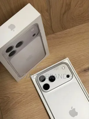 New Apple iPhone 17 Pro Max 2 TB Silver