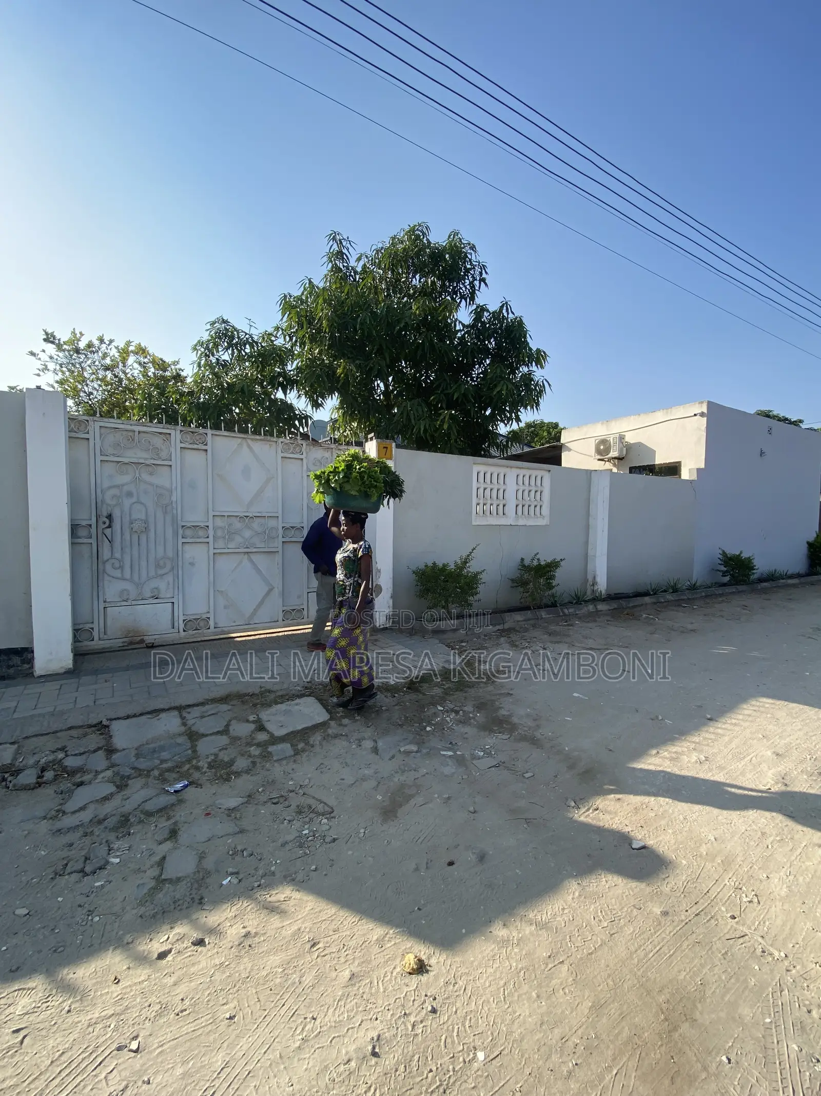 4bdrm House in Mwafrica Street, Kigamboni for sale