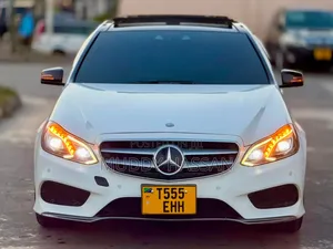 Mercedes-Benz E-Class 2022 White