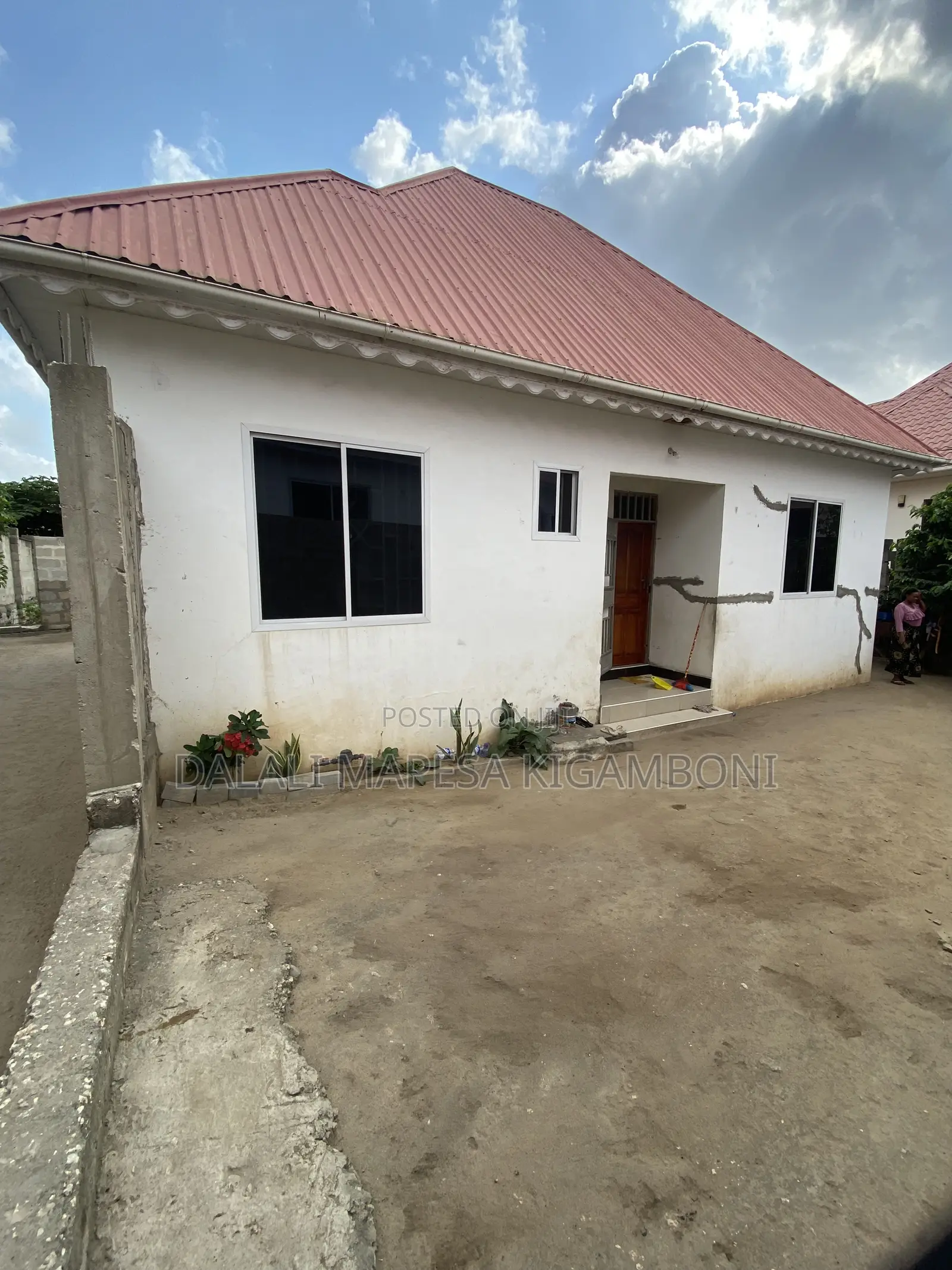 3bdrm House in Kiwanda Cha Rangi, Kigamboni for sale