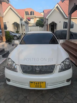 Toyota Crown 2009 White