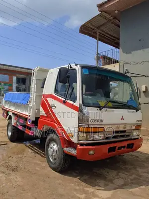 Mitsubishi Fuso Tipper