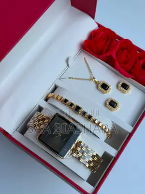Skmei Gold and Black Ladies Set for Girlfriends Day Gift