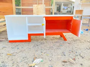 Showcase High Quality Color White Maroon
