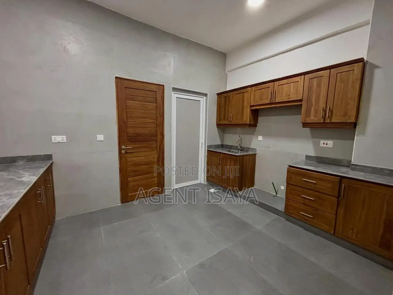 Furnished 3bdrm Apartment in Upanga East for rent