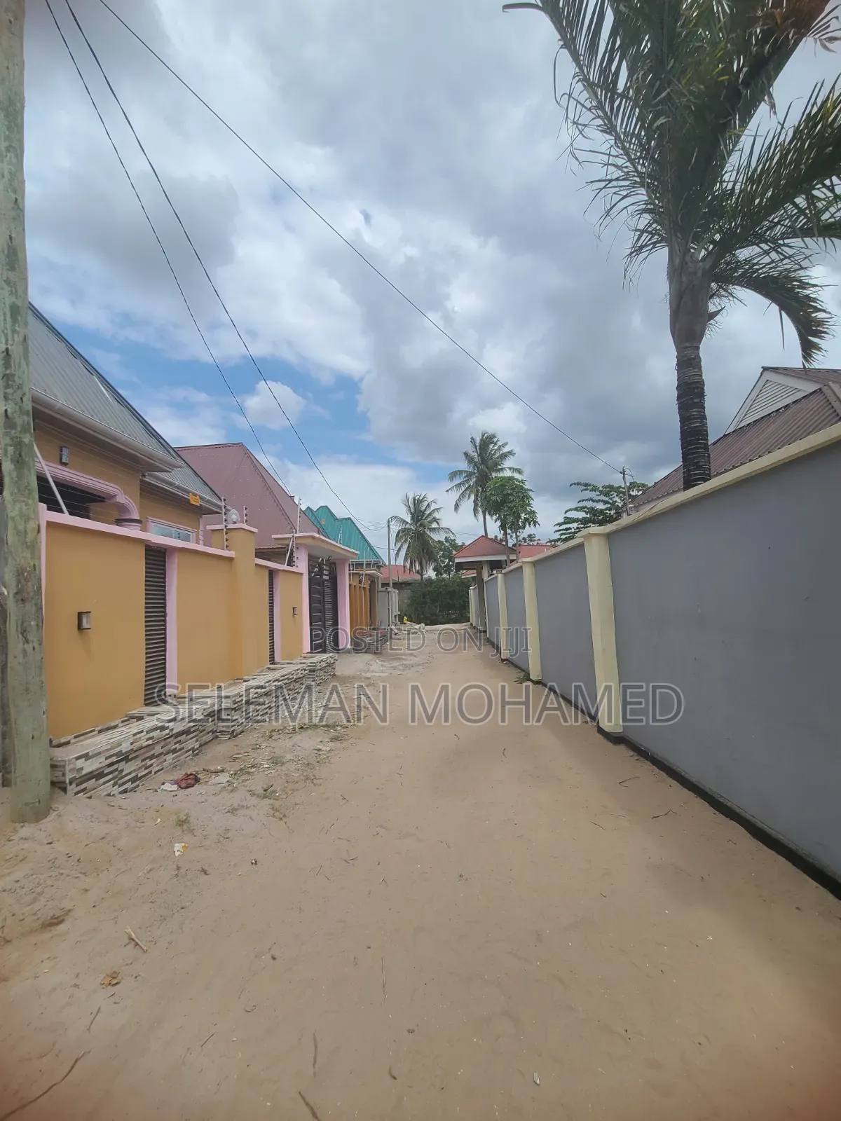 Furnished 3bdrm House in Biriani Real Estate, Chamazi for sale