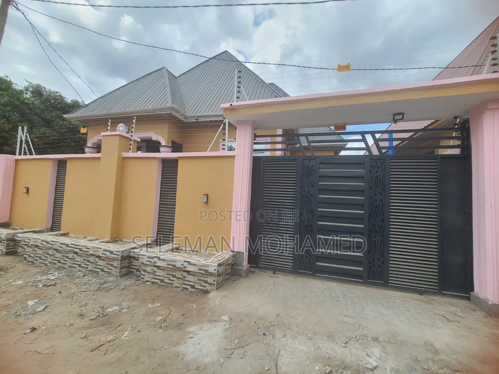 Furnished 3bdrm House in Biriani Real Estate, Chamazi for sale