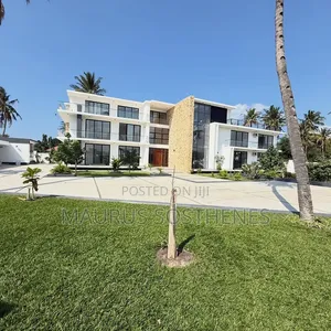 4bdrm Bungalow in Bahari Beach, Kunduchi for sale
