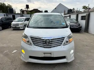 Toyota Alphard 2.4 Petrol FWD 2009 White
