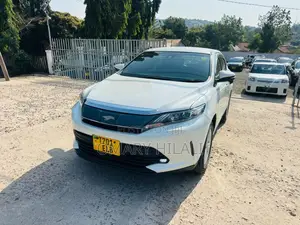 Toyota Harrier 2019 White