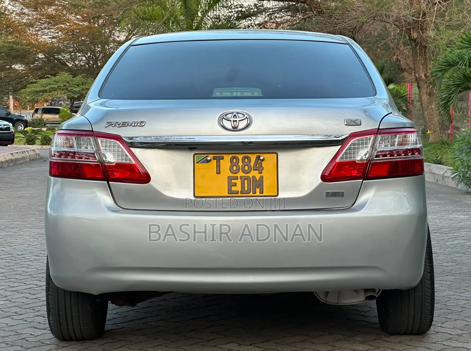 Toyota Premio 1.8 FWD 2013 Silver