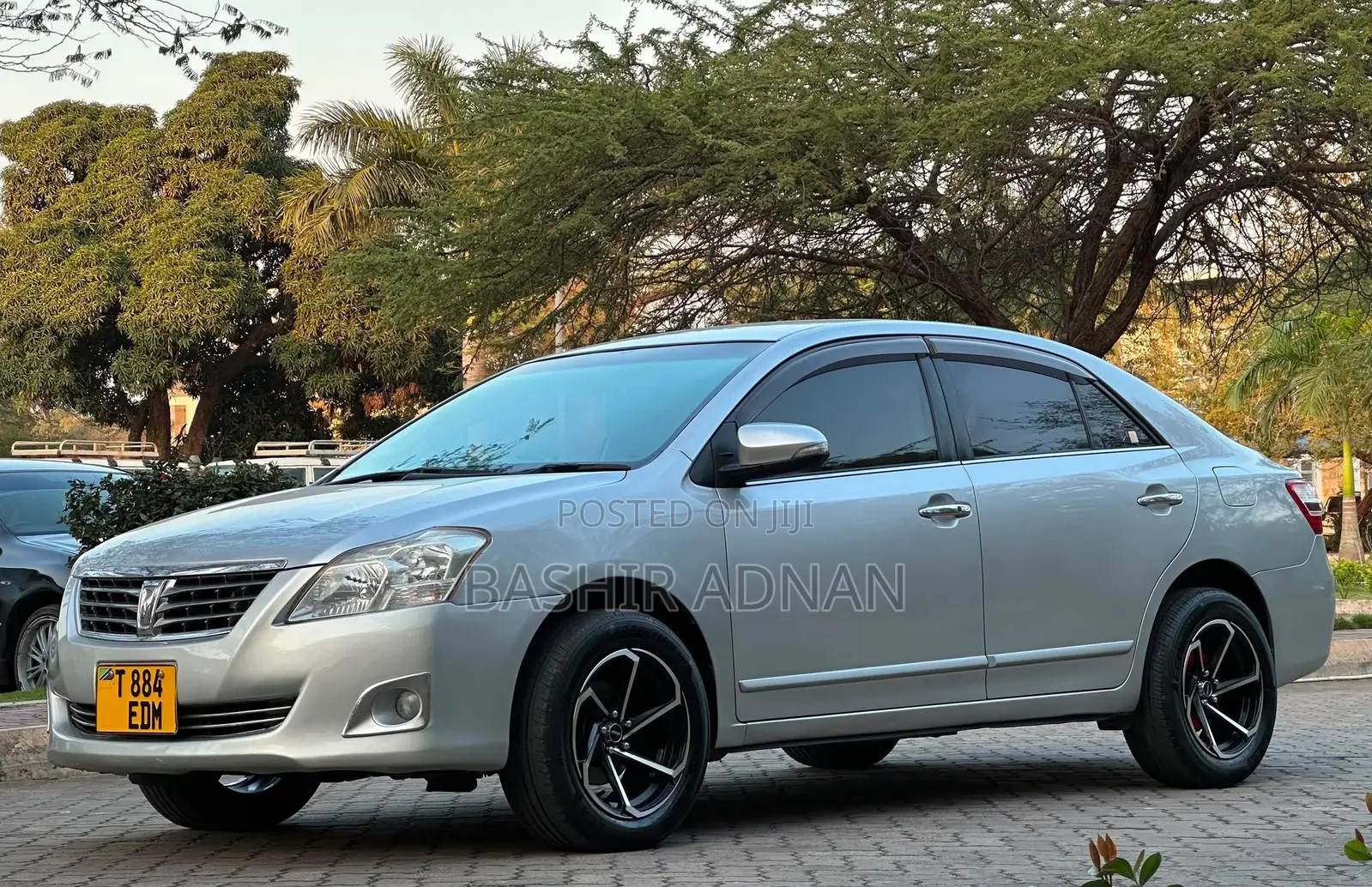 Toyota Premio 1.8 FWD 2013 Silver