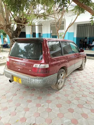 Subaru Forester 2000 Burgundy