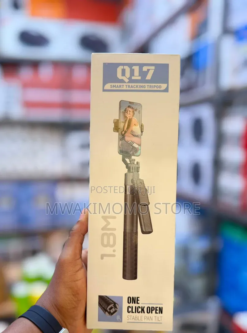 Q17 Smart Tracking Tripod