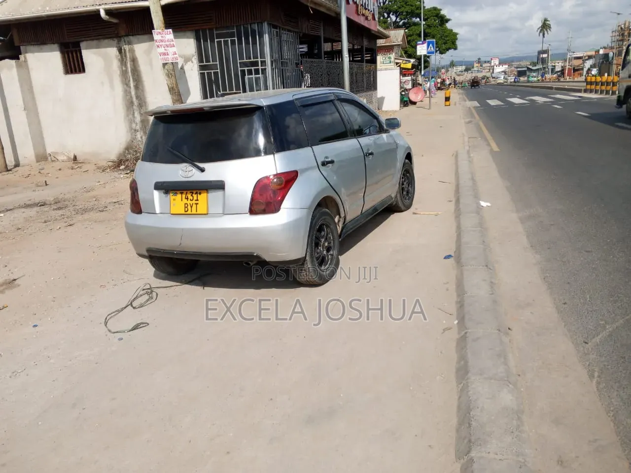 Toyota IST 2005 Silver