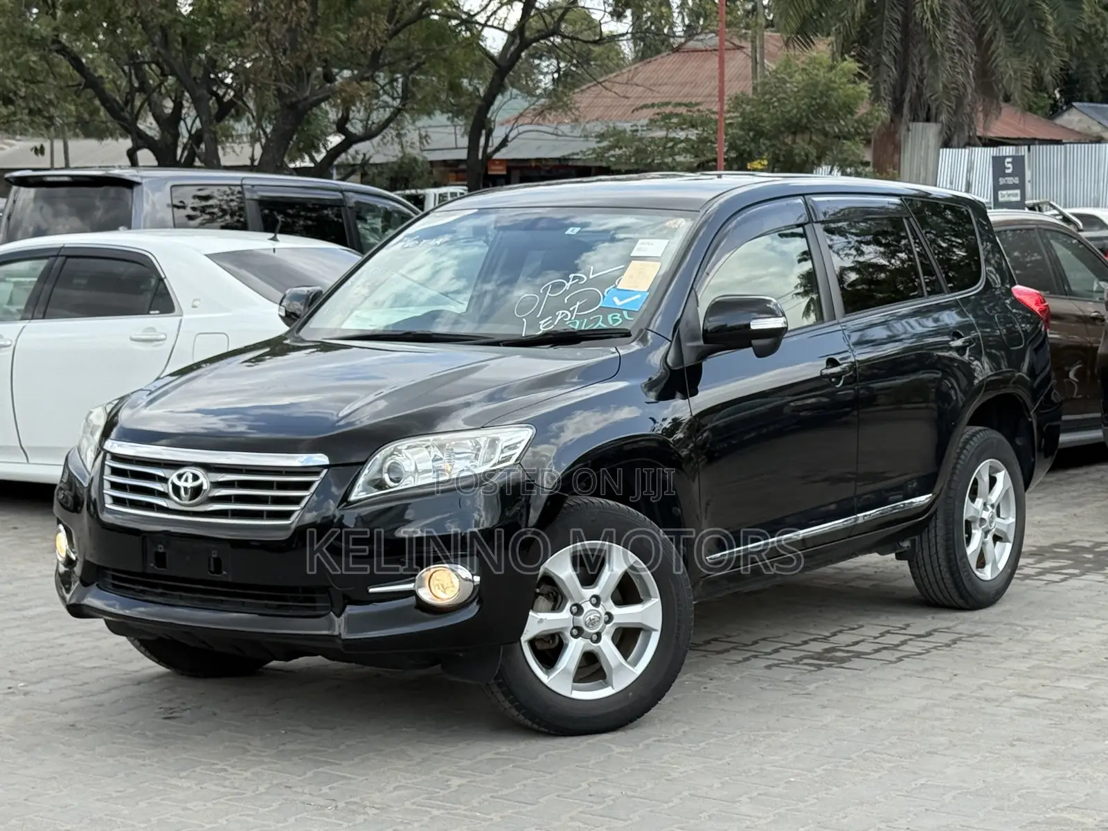 Toyota Vanguard 2010 Black