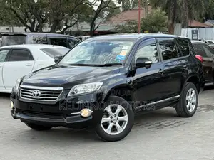 Toyota Vanguard 2010 Black
